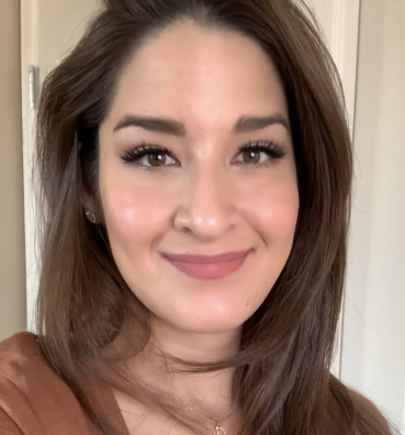 Ana G.
